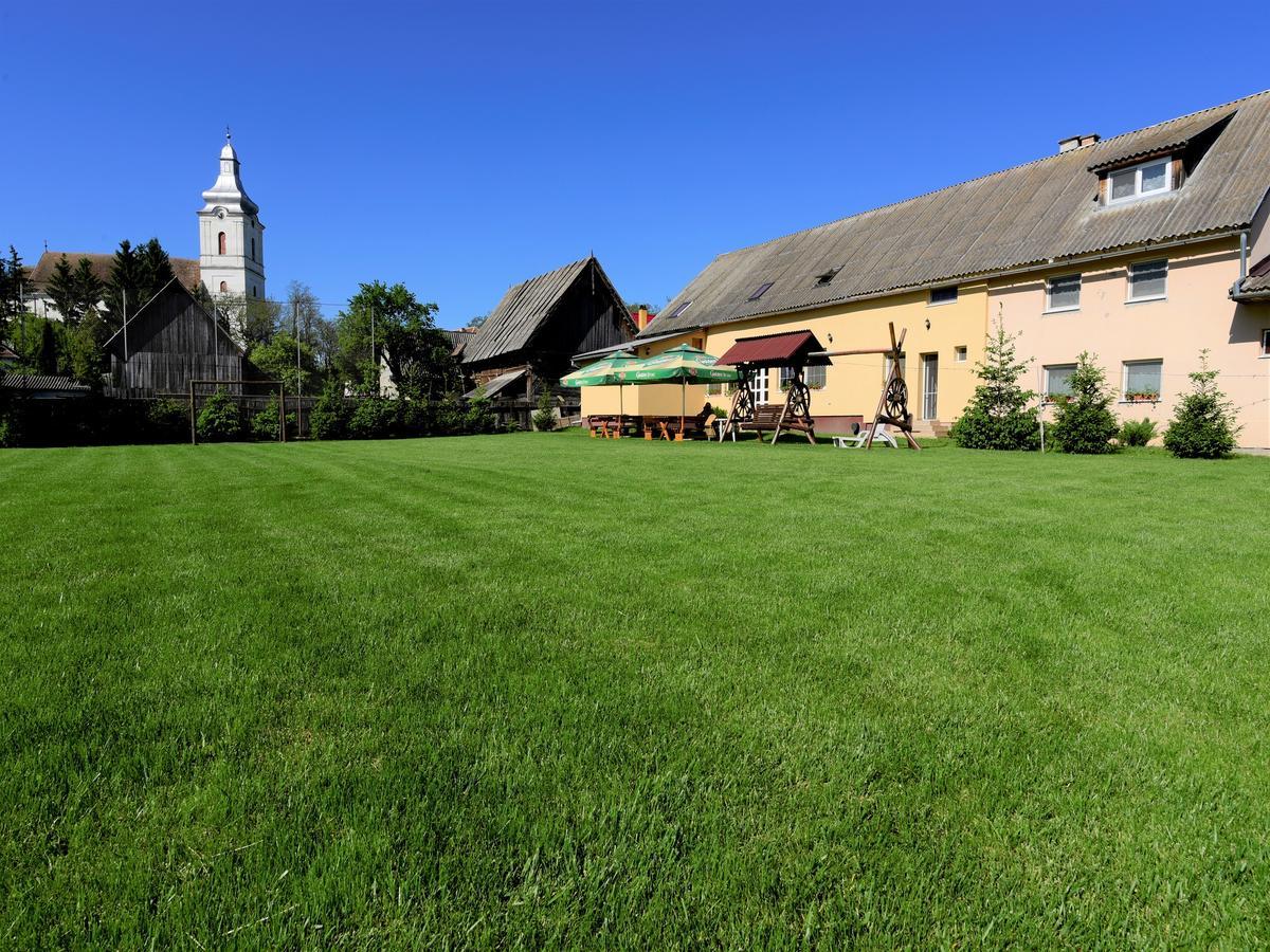 Gyongyvirag Panzio Bed & Breakfast Turia Eksteriør bilde